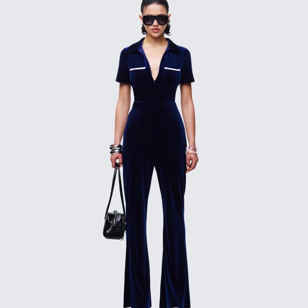 Finesse Navy Velvet Short-Sleeve Jumpsuit with White Trim